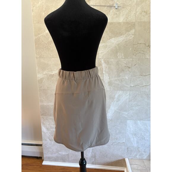 Lululemon On the Fly Woven Drawcord Skirt, Size 4, Frontier Tan $88 Athleisure - Picture 8 of 11